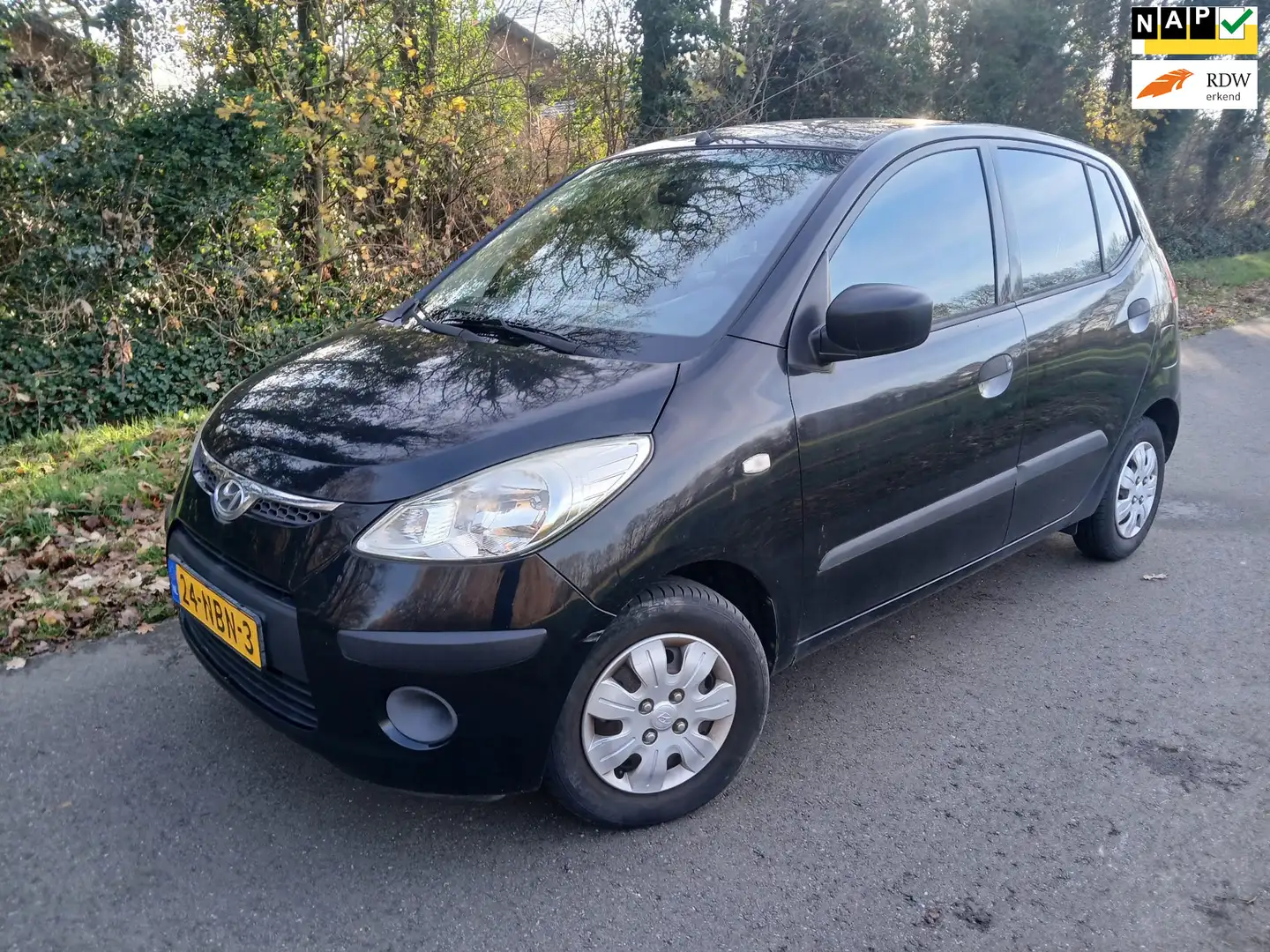 Hyundai i10 1.1 Active | 91500 NAP | NU 2450,- | Zwart - 1