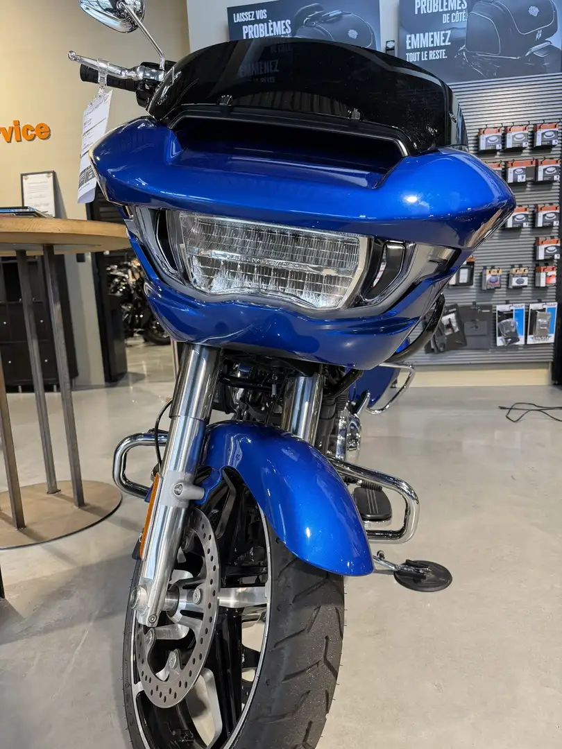 Harley-Davidson Road Glide Azul - 2