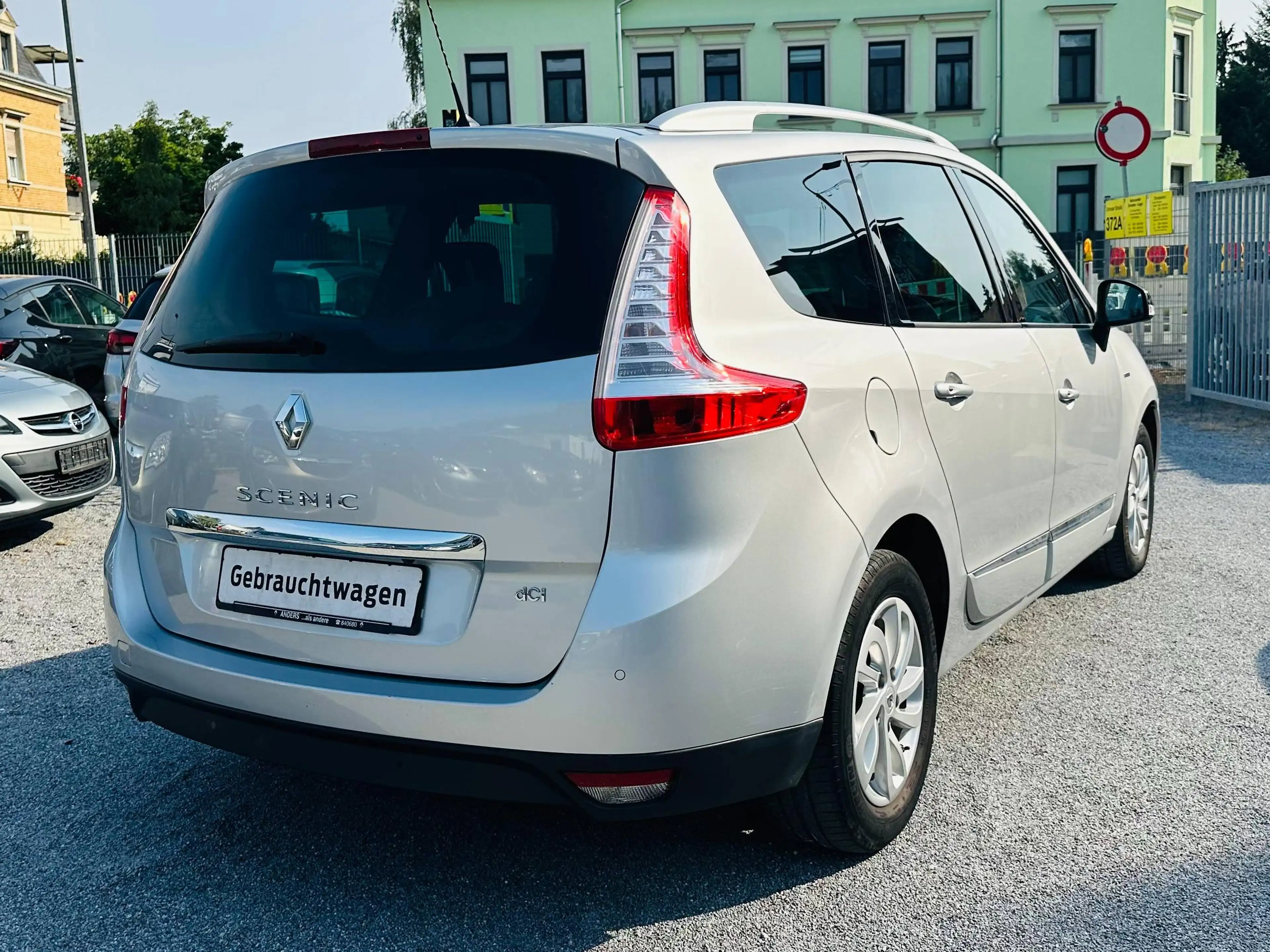 Renault Scenic Grand BOSE Edition ERSTE HAND 51800 KM CAMERA KLIMAAUTOMATIK ALU EPH SH NAVI T.LEDER TÜV NEU — photo 6