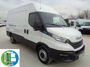 Daily IVECO Industrial  Automático de 4 Puertas