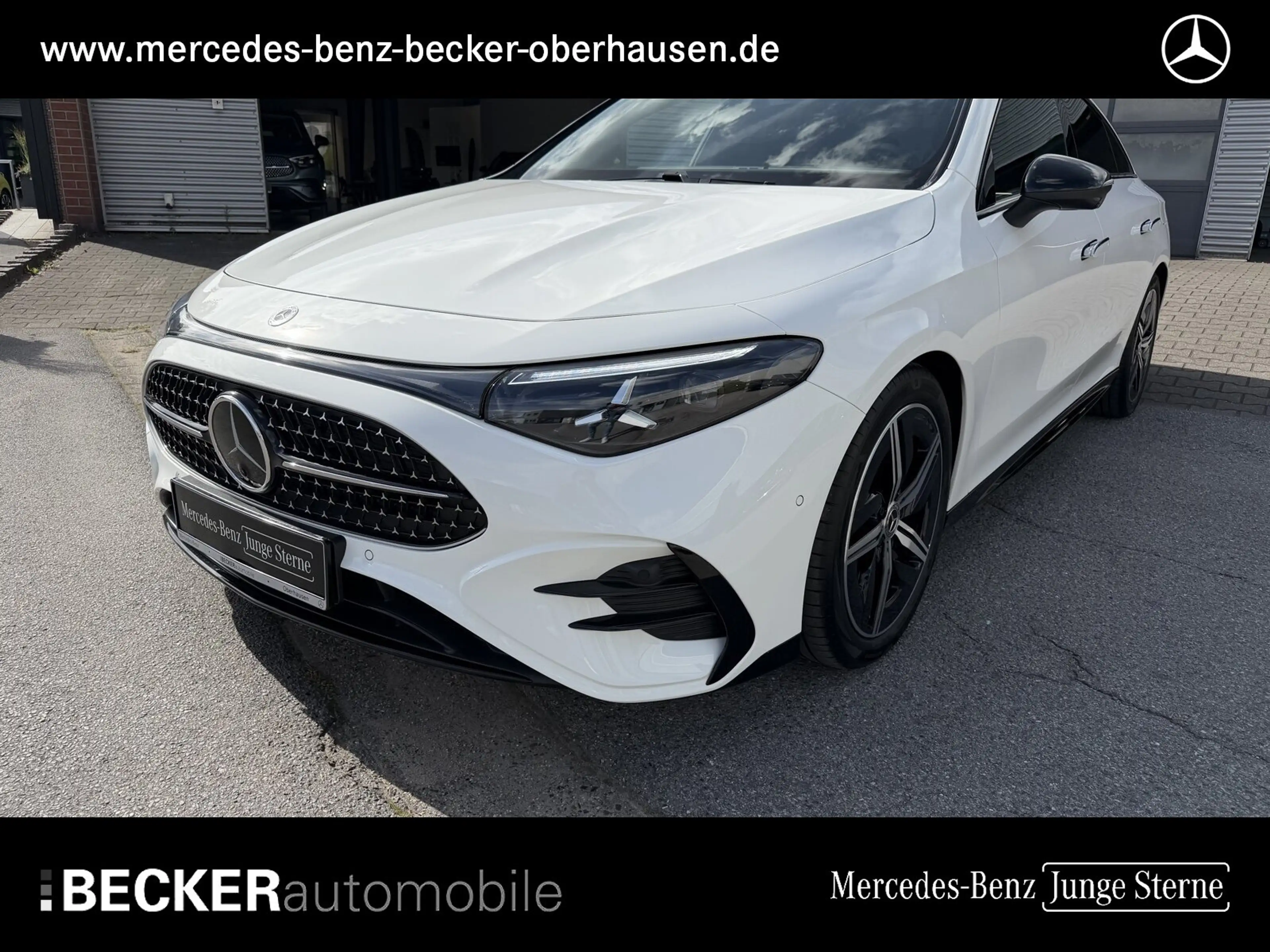 Mercedes-Benz CLA 220 CLA 220 4MATIC AMG LINE  Navi/Pano.-Dach/Distronic