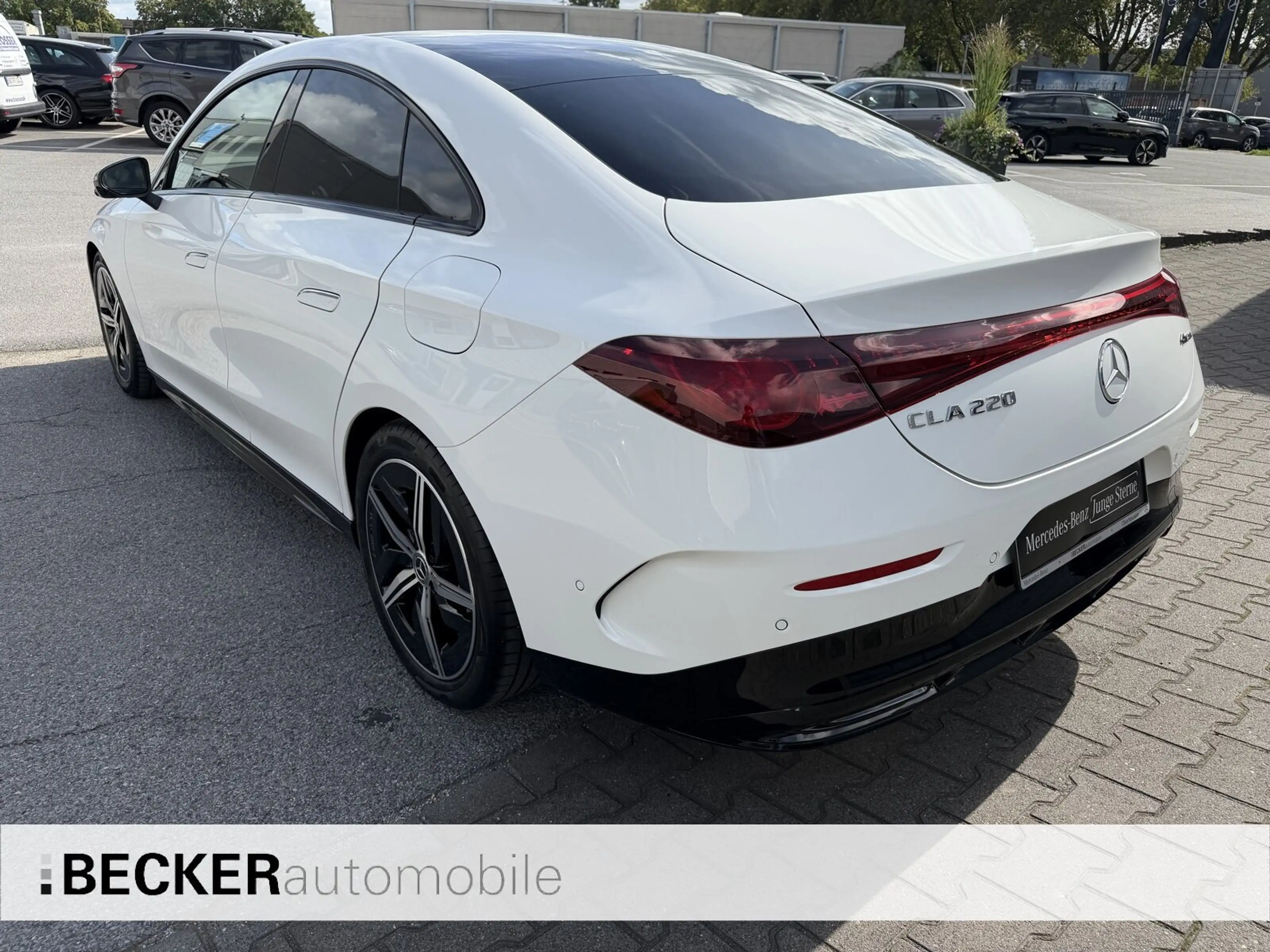 Mercedes-Benz CLA 220 CLA 220 4MATIC AMG LINE  Navi/Pano.-Dach/Distronic — photo 8