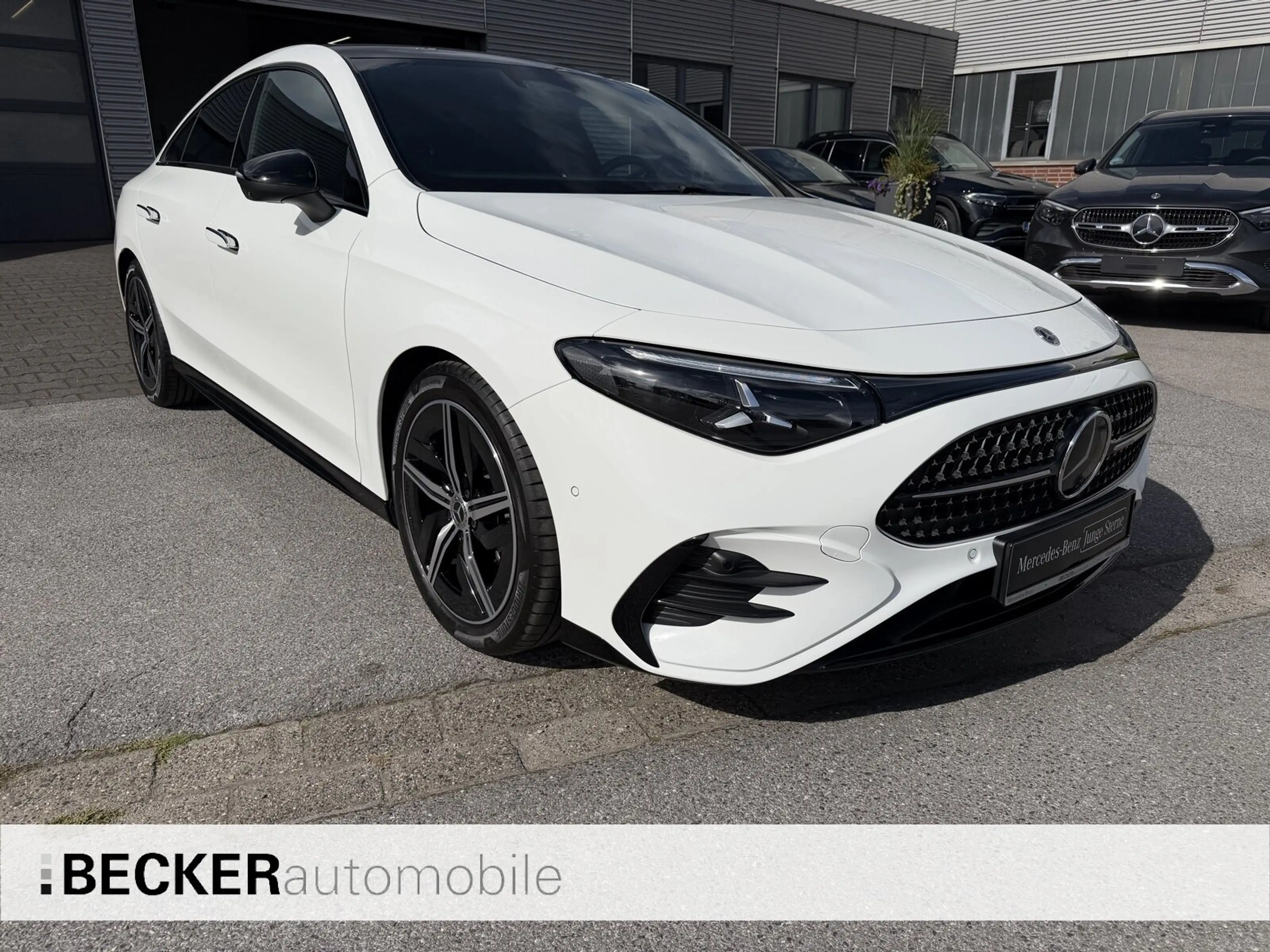 Mercedes-Benz CLA 220 CLA 220 4MATIC AMG LINE  Navi/Pano.-Dach/Distronic — photo 4