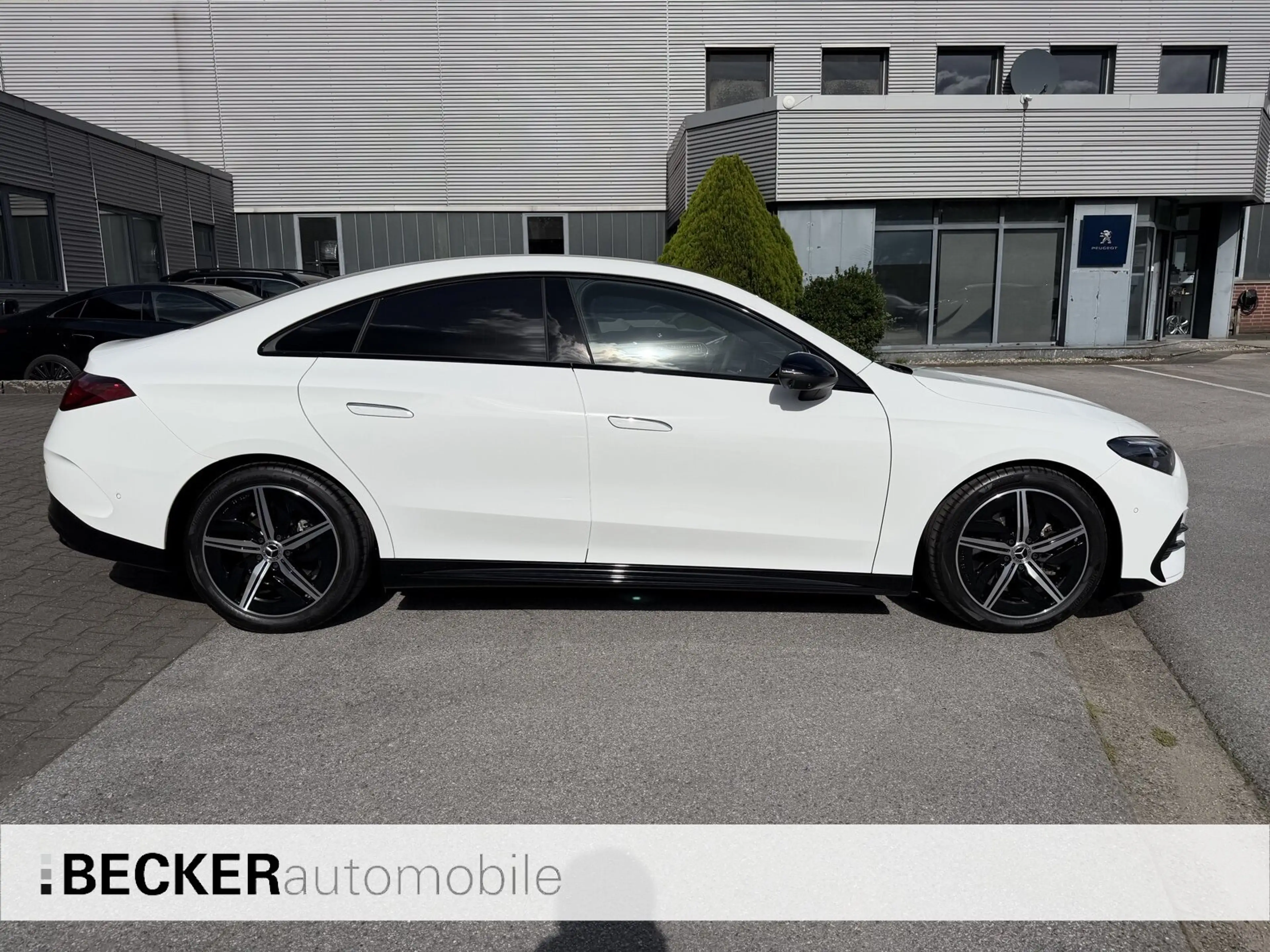 Mercedes-Benz CLA 220 CLA 220 4MATIC AMG LINE  Navi/Pano.-Dach/Distronic — photo 5