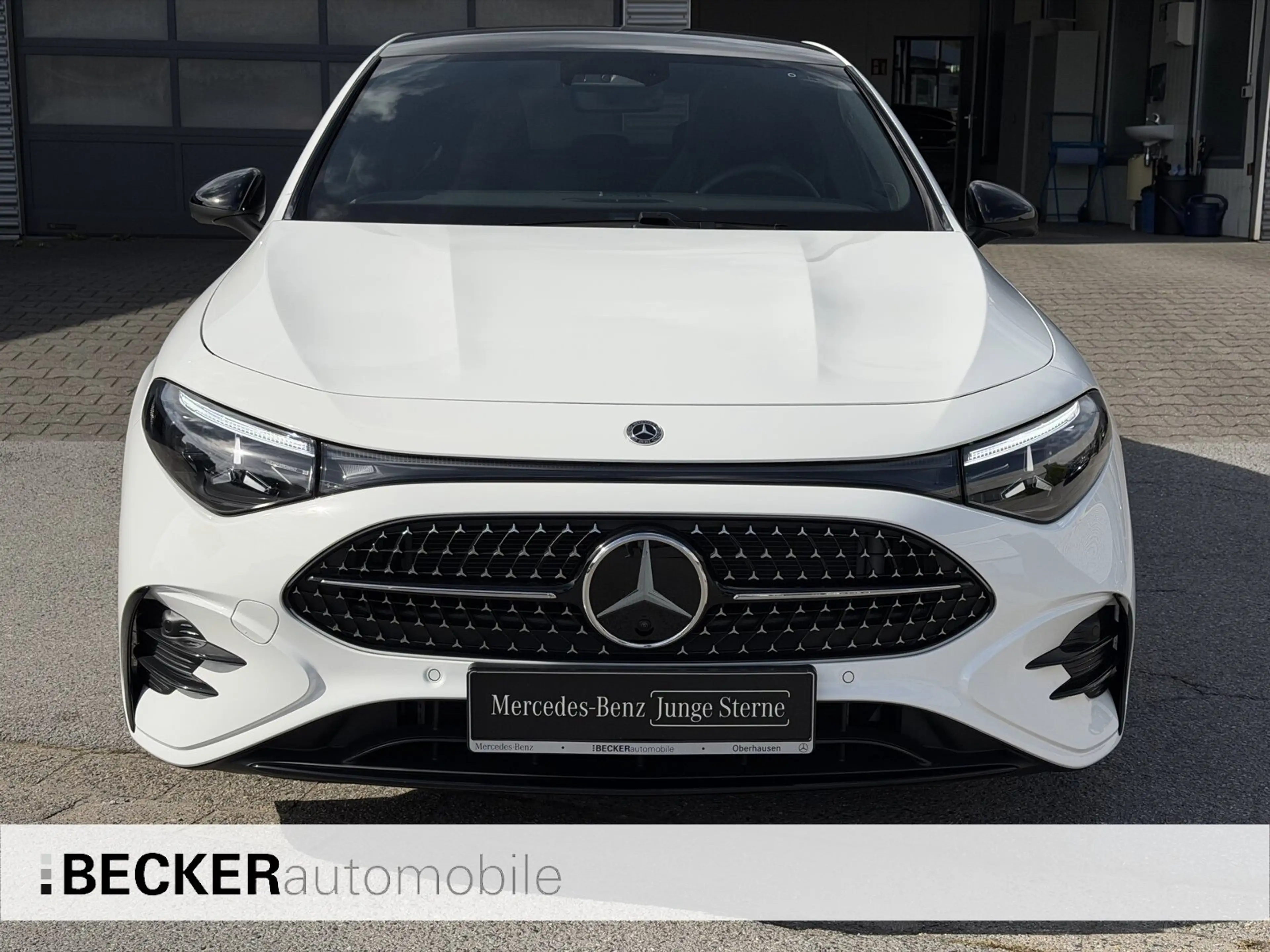 Mercedes-Benz CLA 220 CLA 220 4MATIC AMG LINE  Navi/Pano.-Dach/Distronic — photo 3