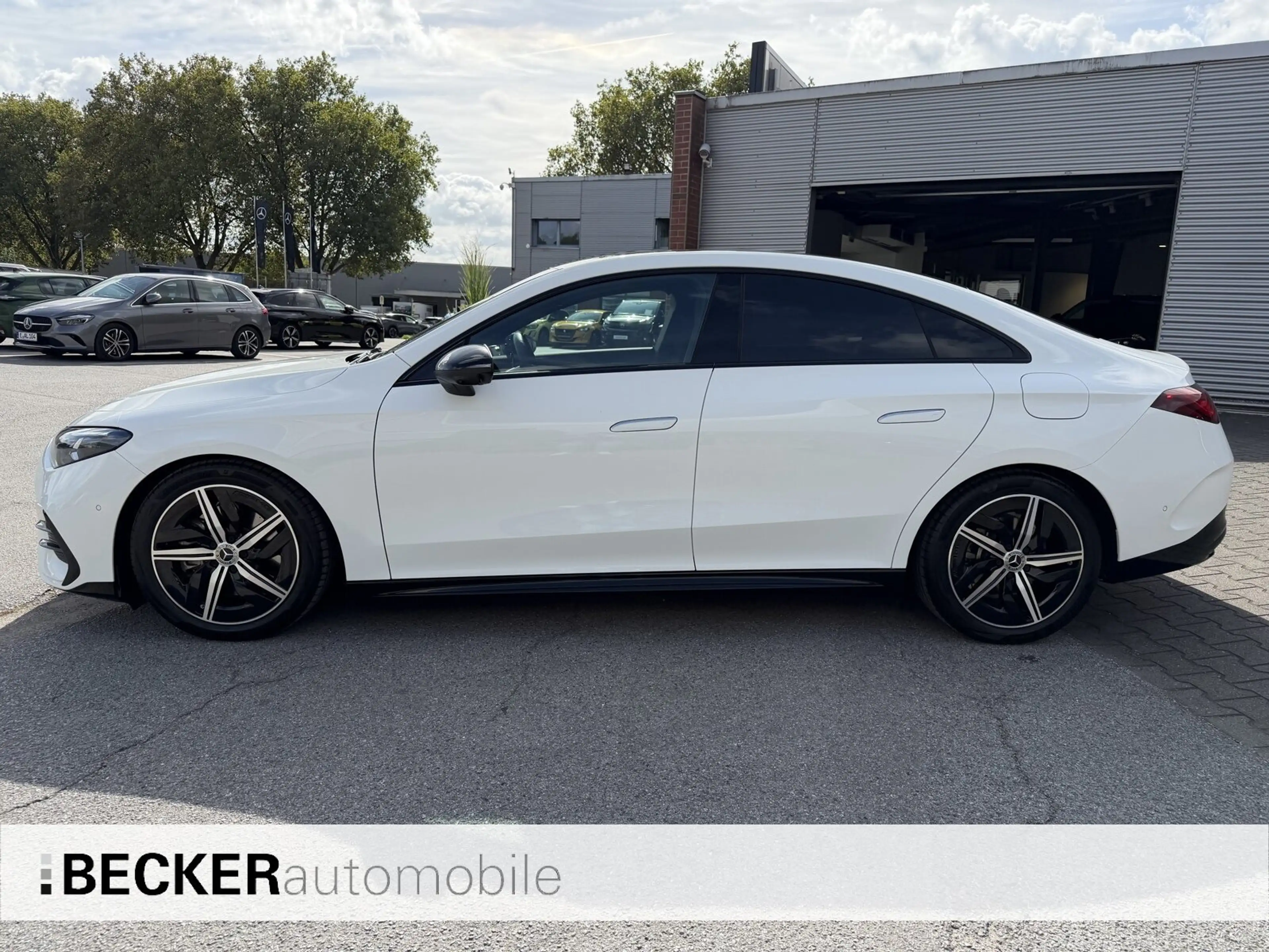 Mercedes-Benz CLA 220 CLA 220 4MATIC AMG LINE  Navi/Pano.-Dach/Distronic — photo 9