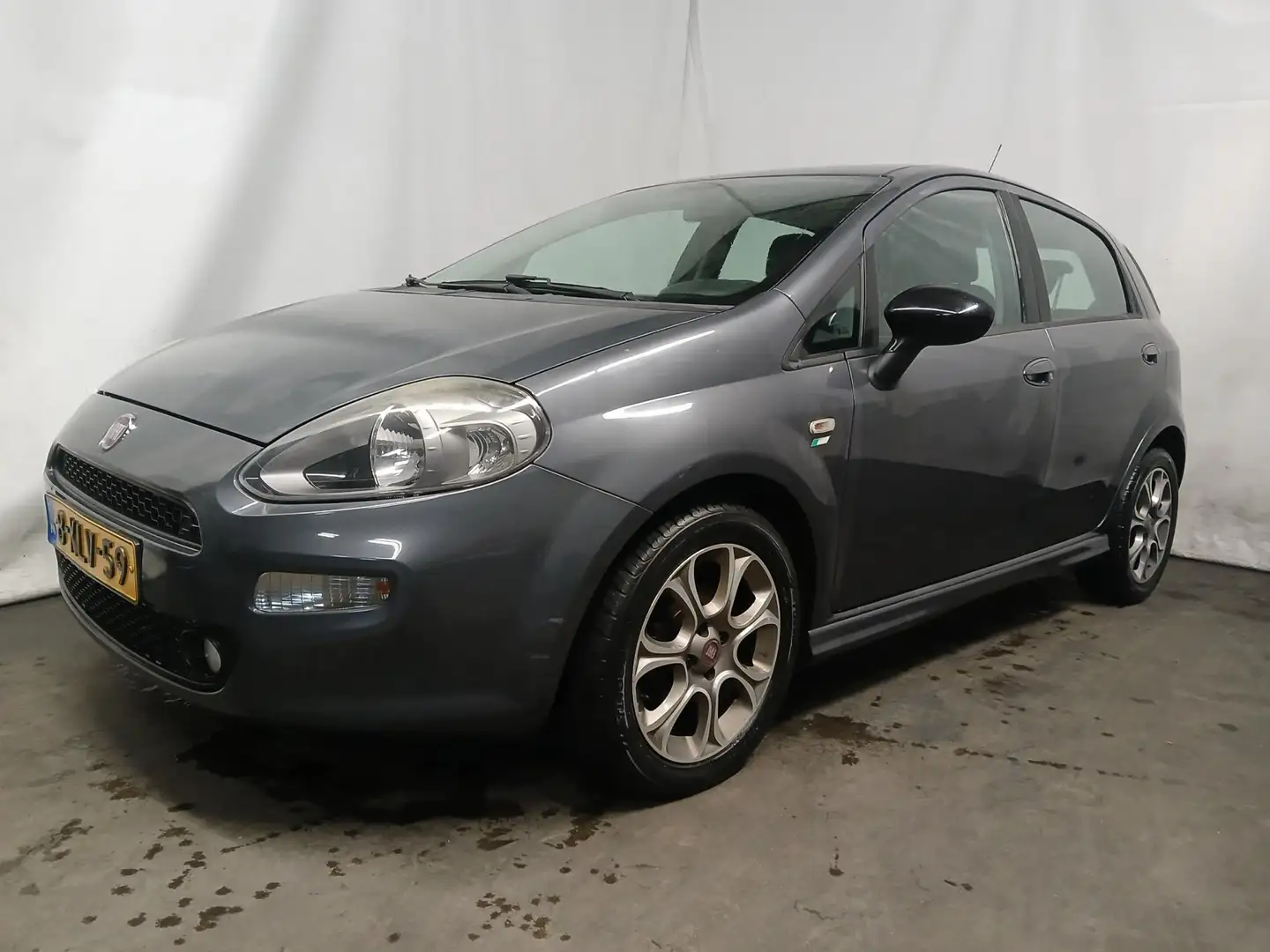 Fiat Punto Evo 0.9 TwinAir Easy SCHADEAUTO!! Grijs - 2