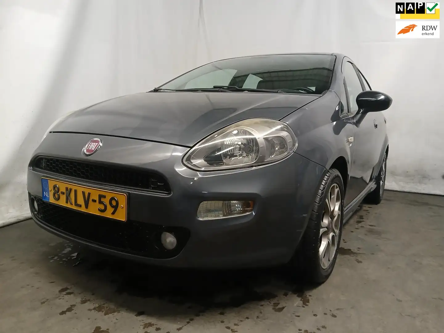 Fiat Punto Evo 0.9 TwinAir Easy SCHADEAUTO!! Grijs - 1