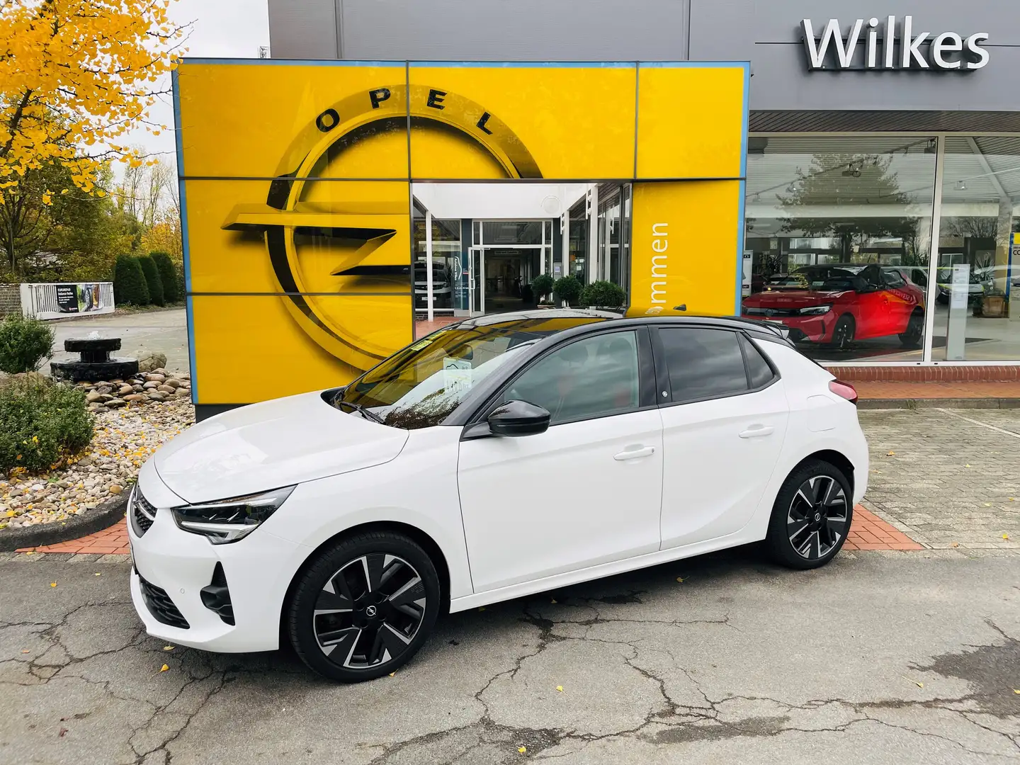 Opel Corsa-e e GS Line *Sportausstattung* Noir - 1