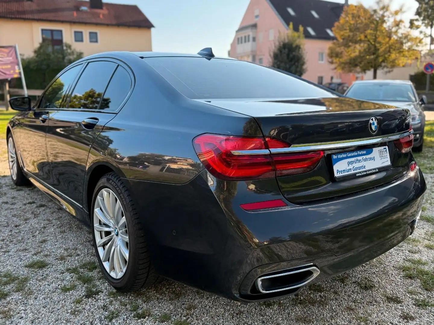BMW 730 d Softclose M-Paket Head Up Sternenhim Grau - 2