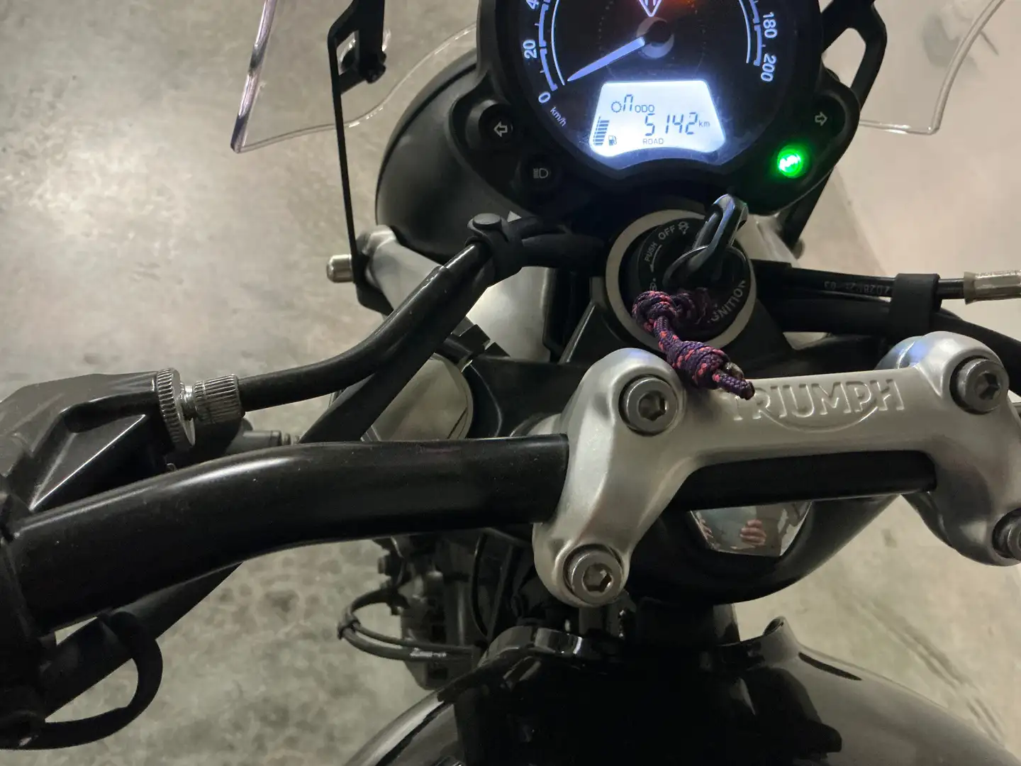Triumph Street Twin Nero - 2
