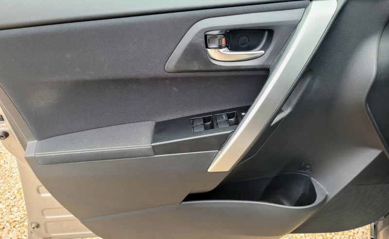 Toyota Auris Hybrid Start Edition*R-Cam*Klima*SZH*8xLMF — photo 13