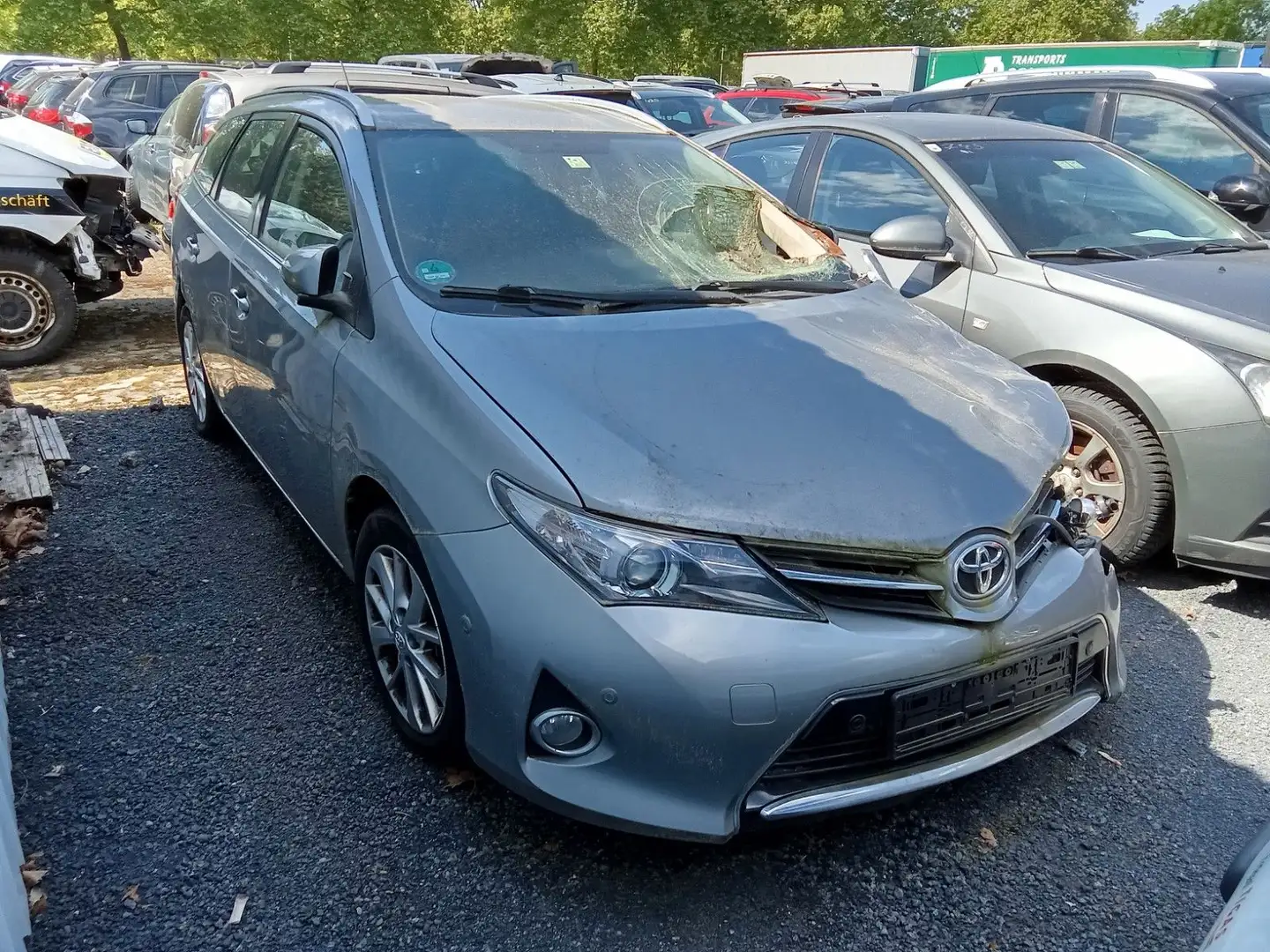 Toyota Auris Touring Sports Life+ Silber - 2