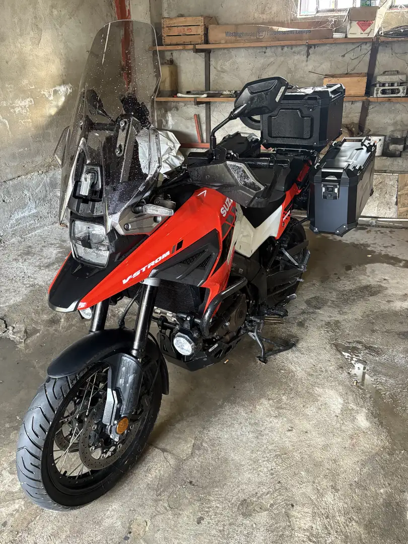 Suzuki V-Strom 1050 xt pro - 1