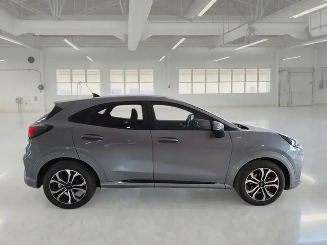 Ford Puma view 3