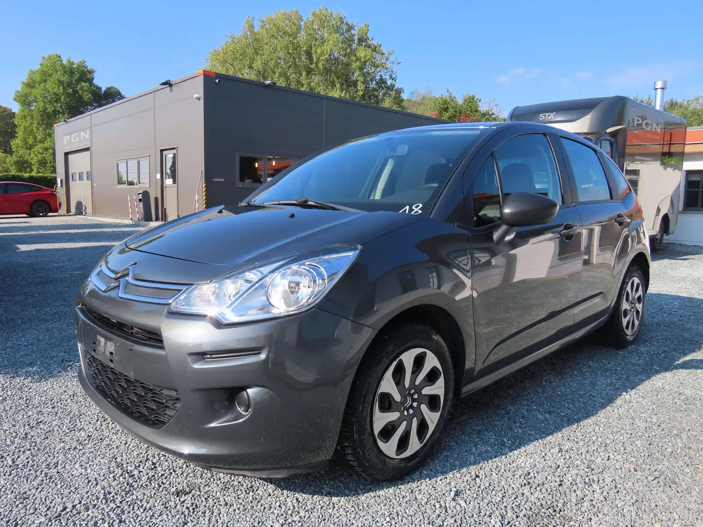 Citroen C3 C3 Pure Tech (VTi) 68 Attraction Gris - 1