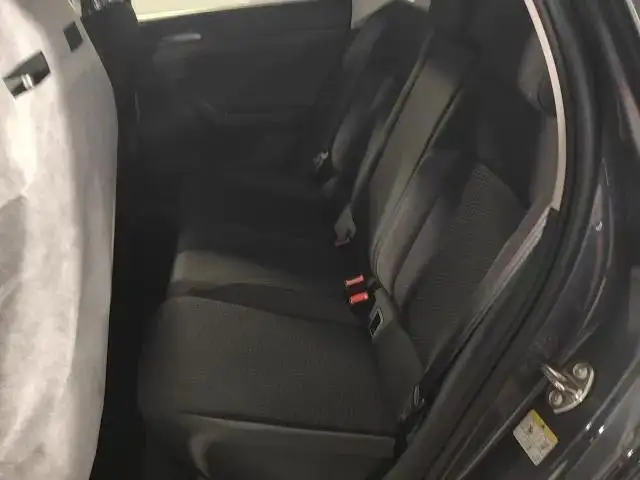 Volkswagen Taigo view 9