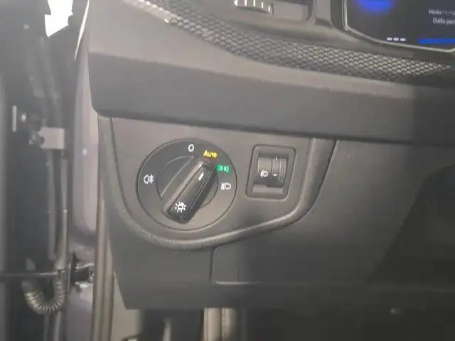 Volkswagen Taigo view 13
