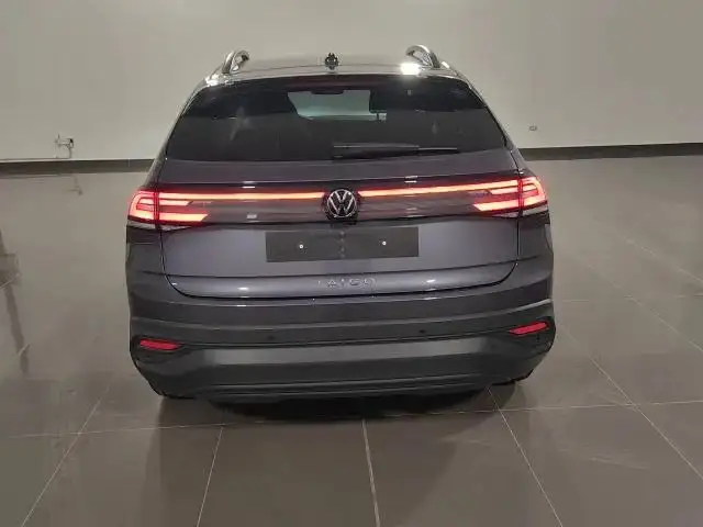 Volkswagen Taigo view 5