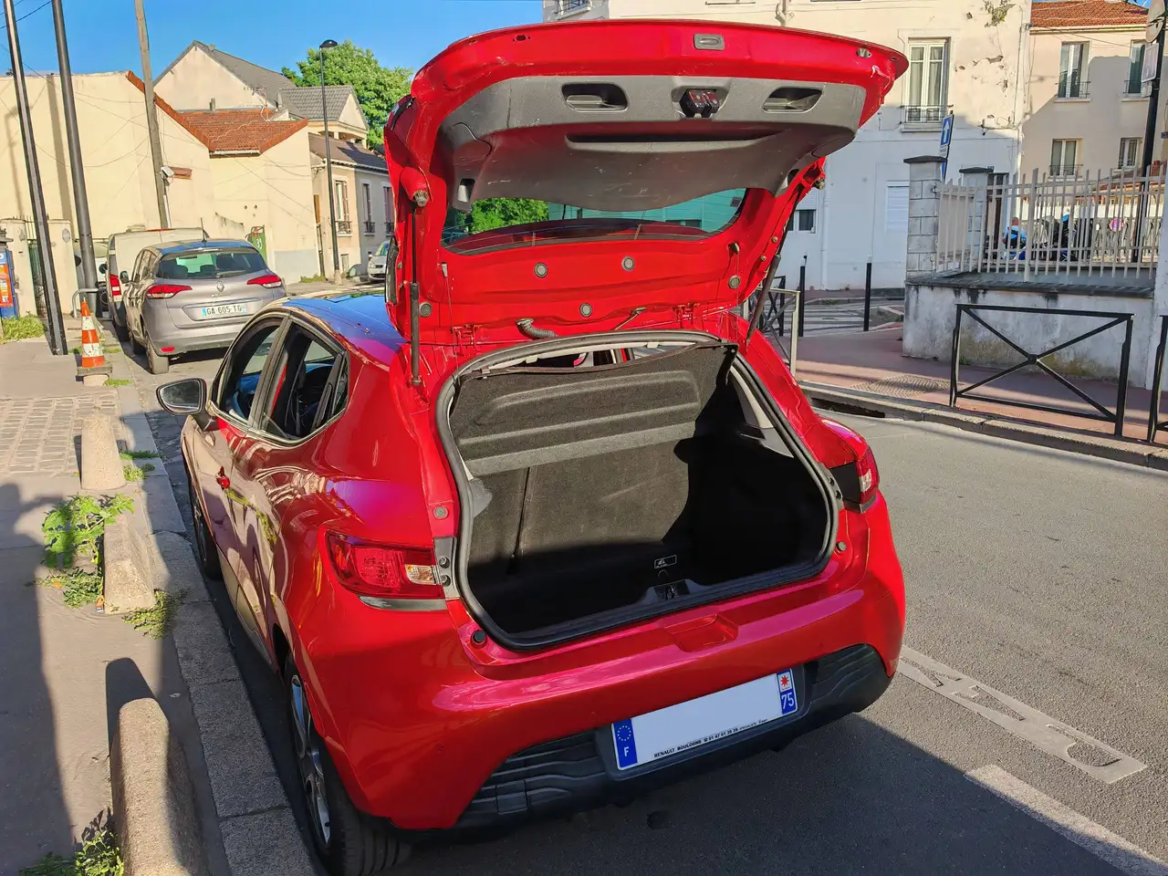 Renault Clio Citadine 5 portes — photo 27