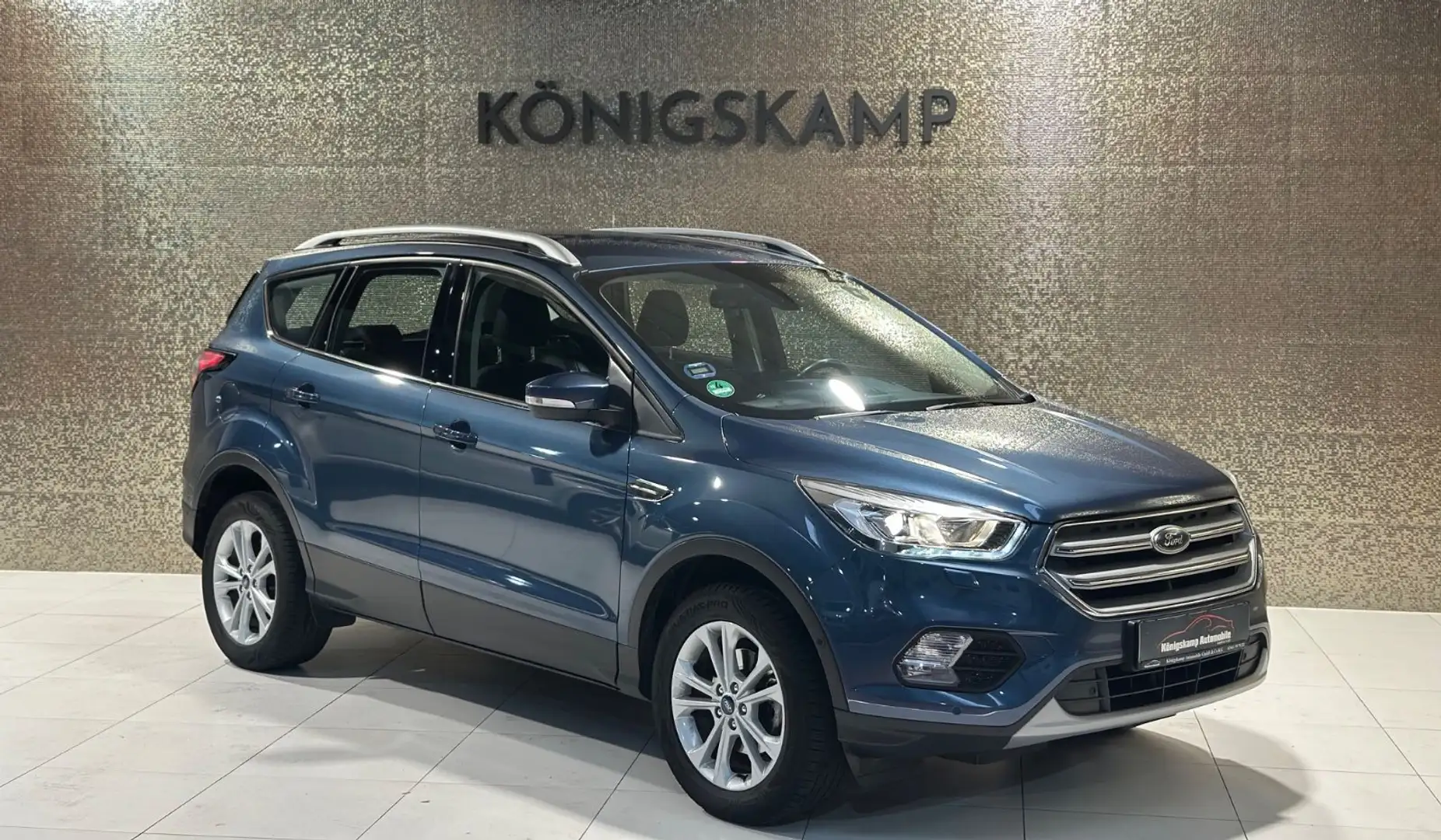 Ford Kuga * SHZ * PDC * AHK *SERVICE NEU * Bleu - 1