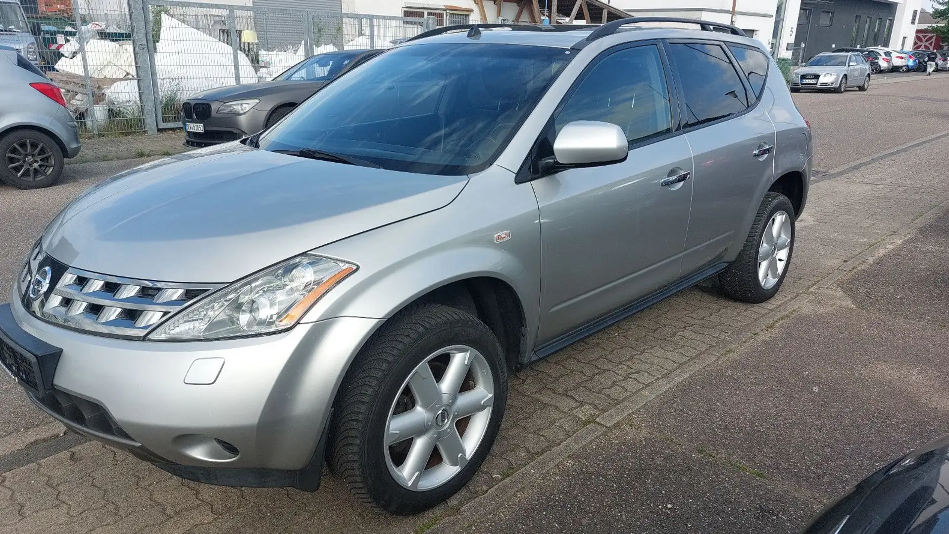 Nissan Murano Basis Silber - 1