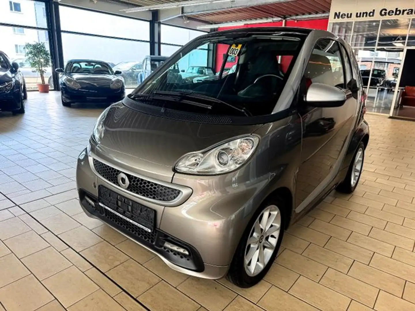 smart forTwo ForTwo MHD *AUTOM+KLIMA+NAVI+SITZHEIZ+ALU* Grau - 2