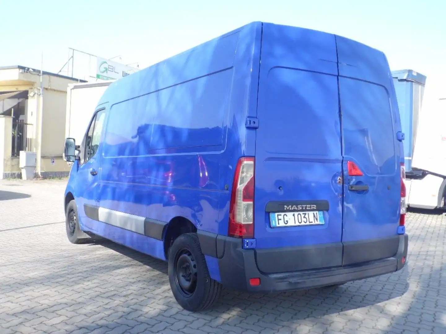 Renault Master T28 2.3 dCi/130 PC-TM Furgone Azul - 2