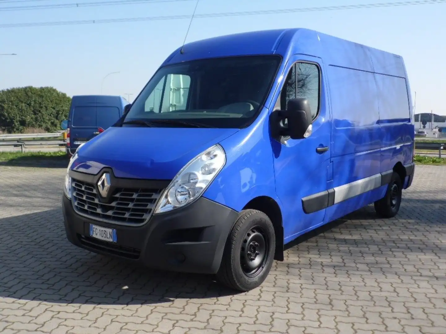 Renault Master T28 2.3 dCi/130 PC-TM Furgone Azul - 1