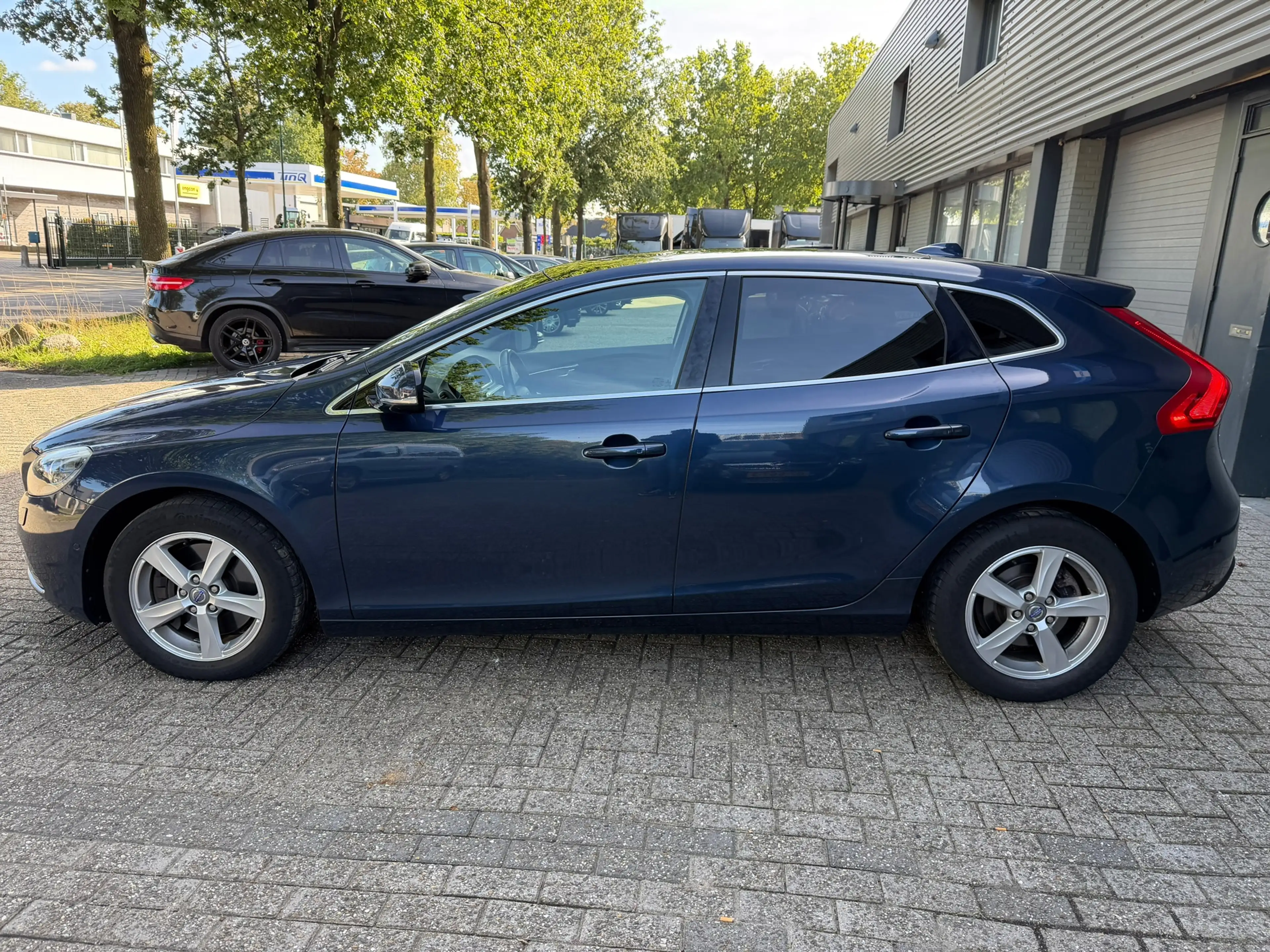 Volvo V40 2.0 D4 Ocean Race Business — photo 2