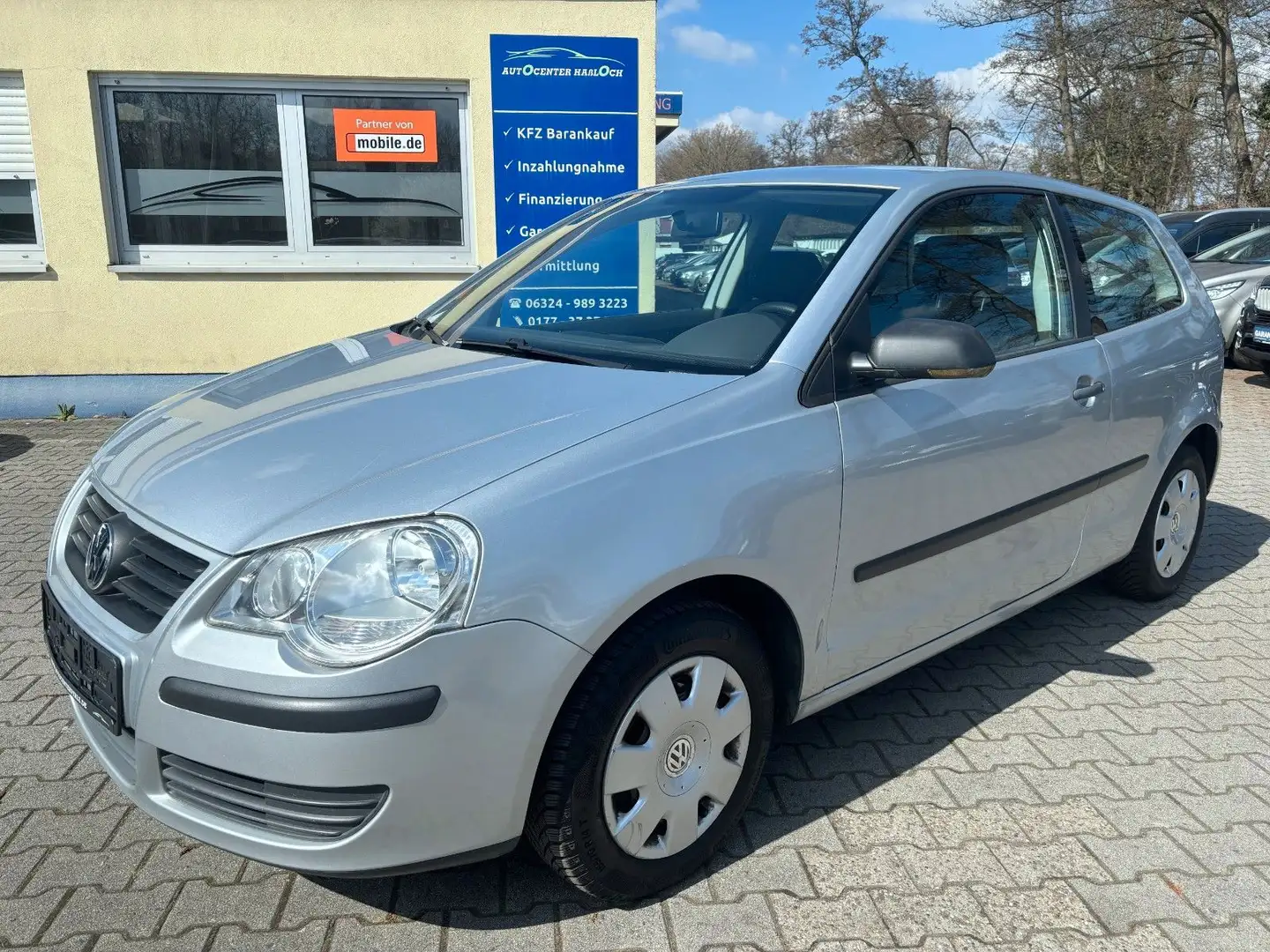 Volkswagen Polo IV Trendline Automatik Argento - 1
