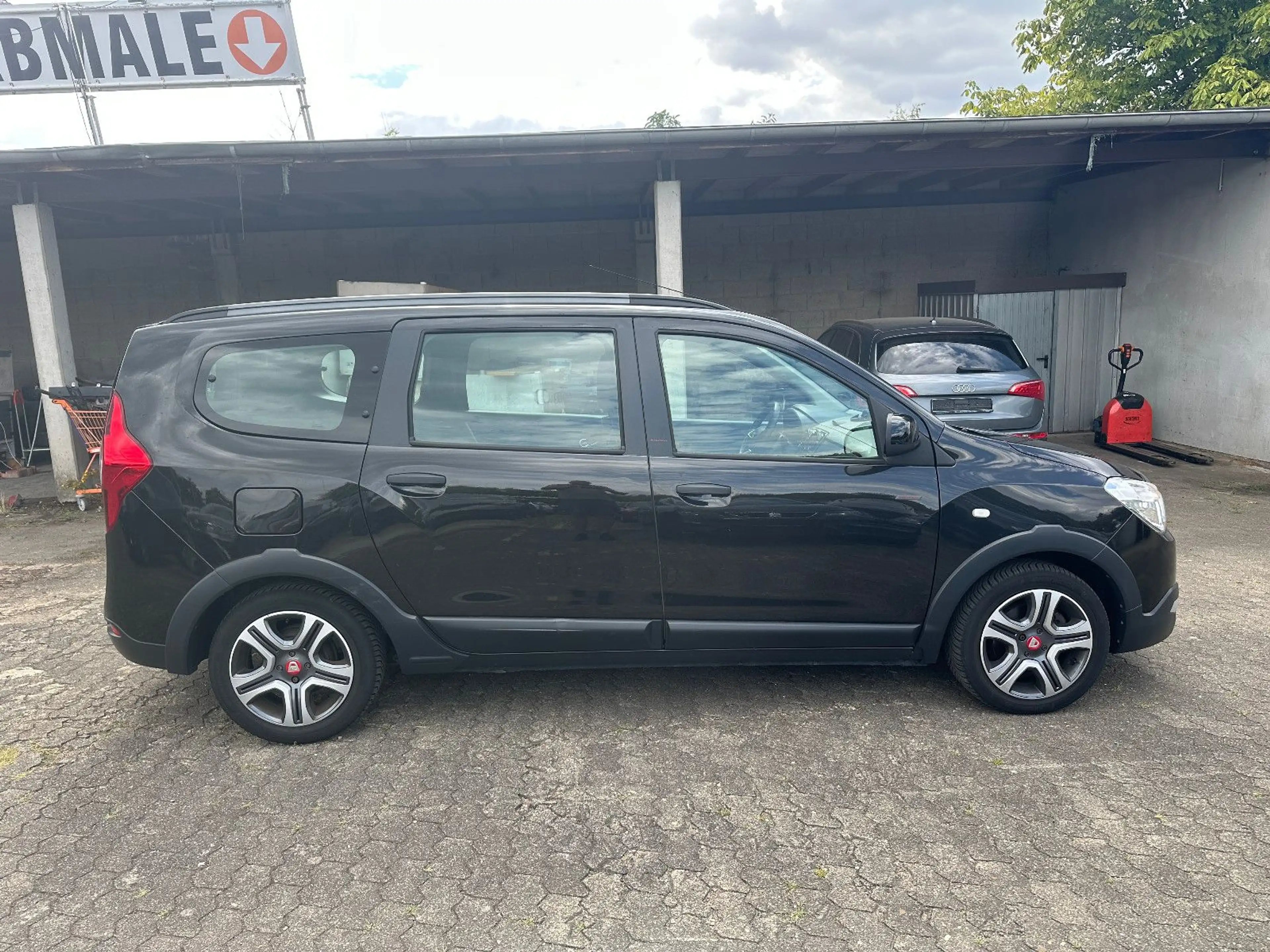 Dacia Lodgy Stepway — photo 5