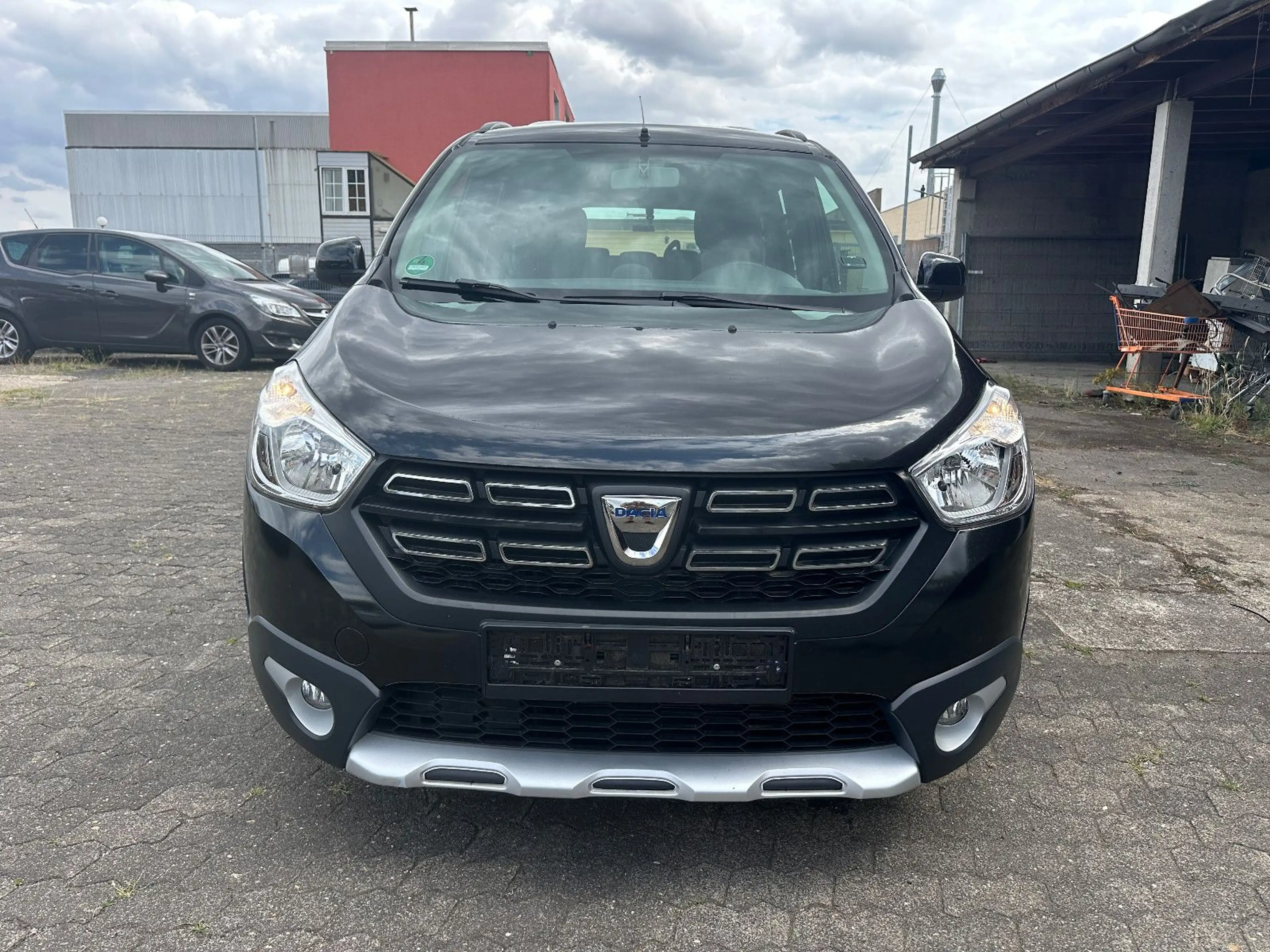 Dacia Lodgy Stepway — photo 2