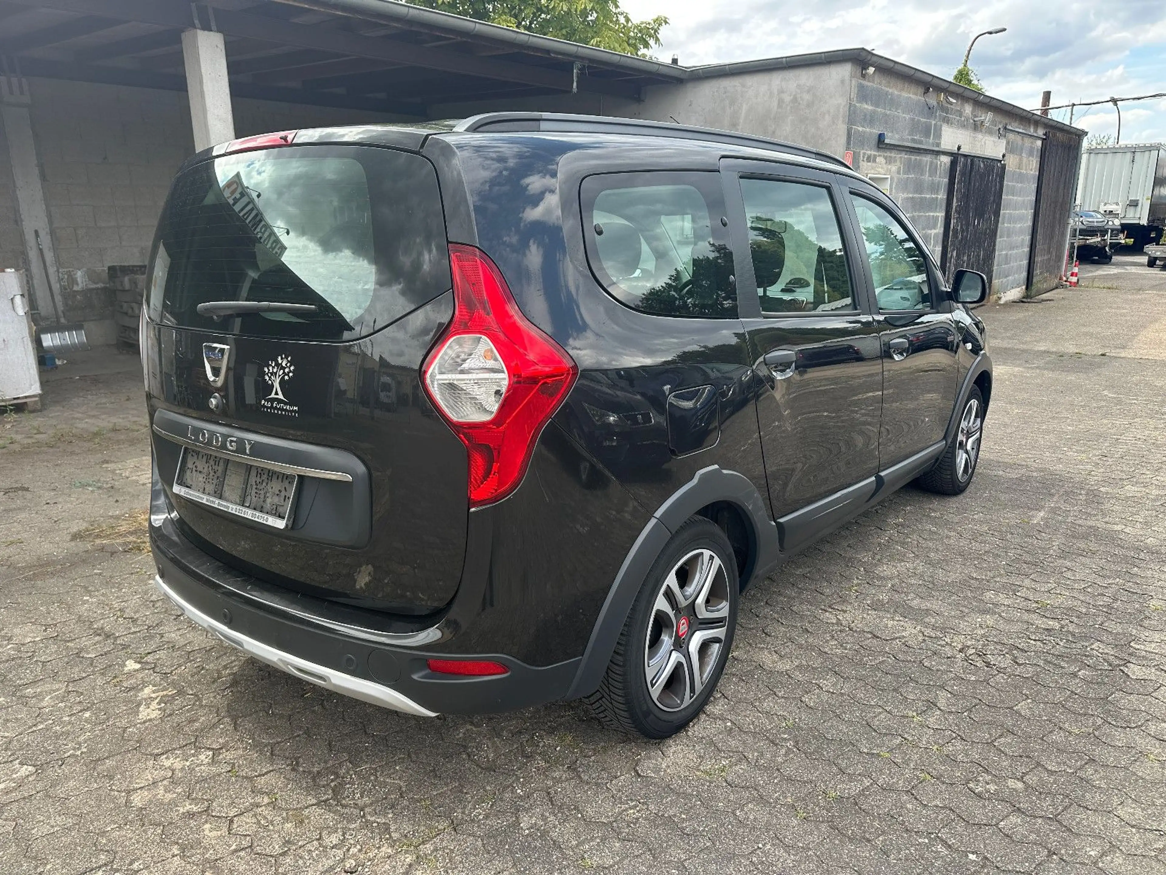 Dacia Lodgy Stepway — photo 7