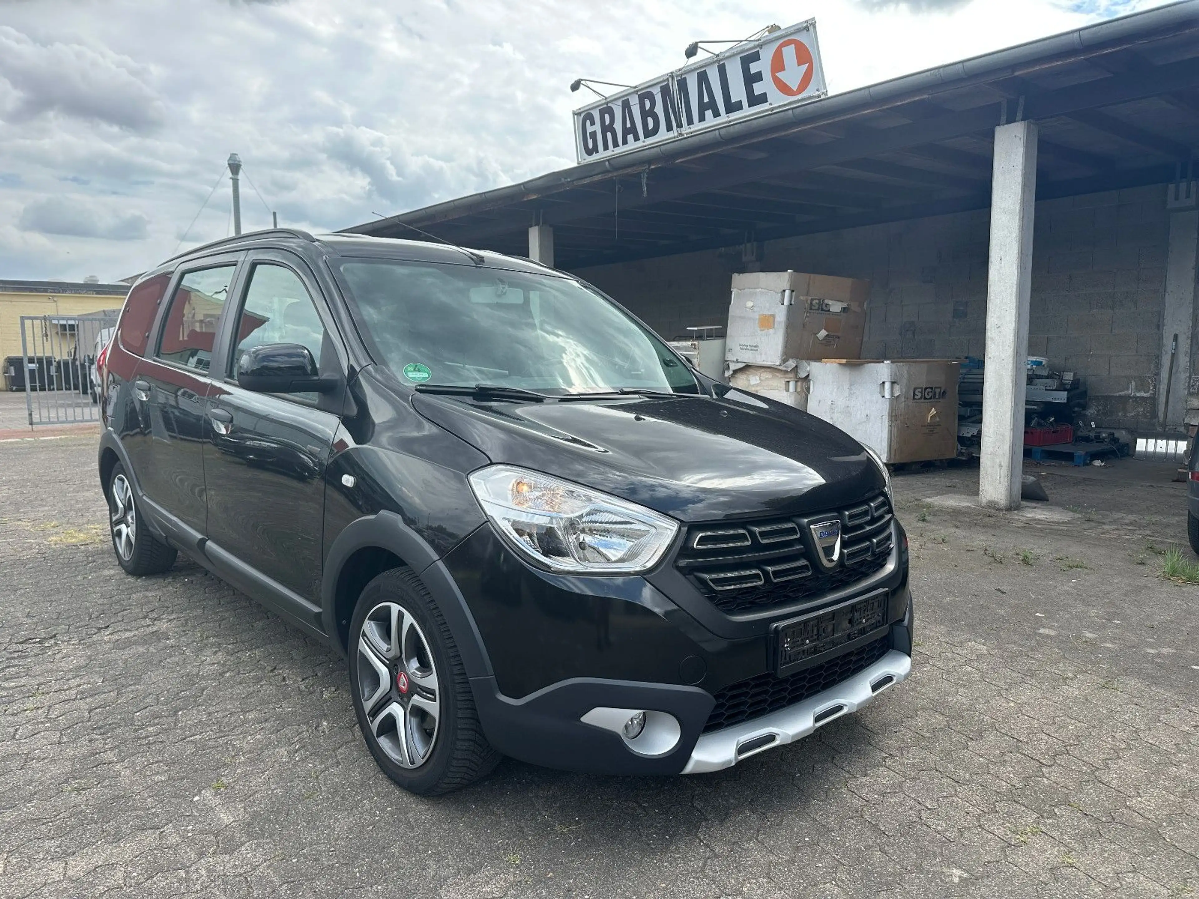 Dacia Lodgy Stepway — photo 3