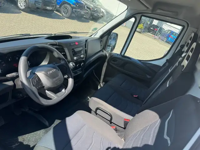 Iveco Daily view 9
