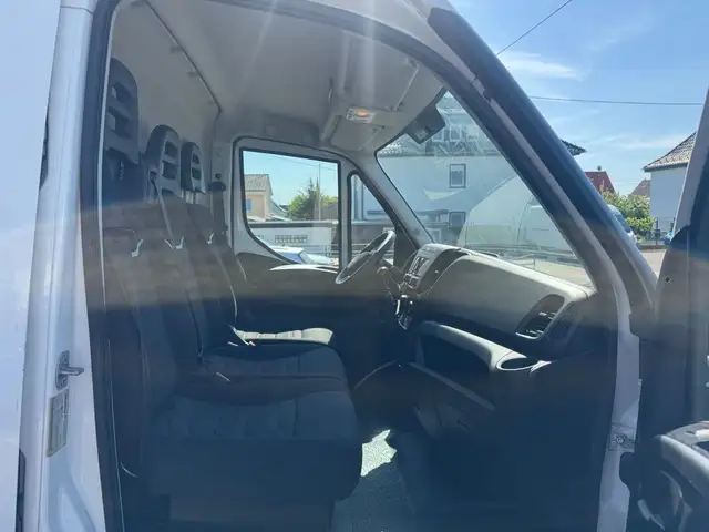 Iveco Daily view 13