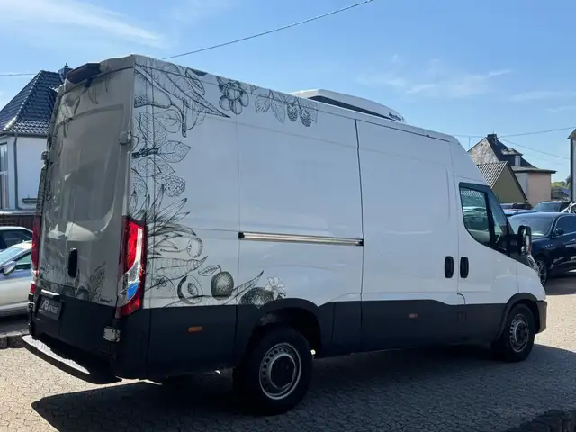 Iveco Daily view 5