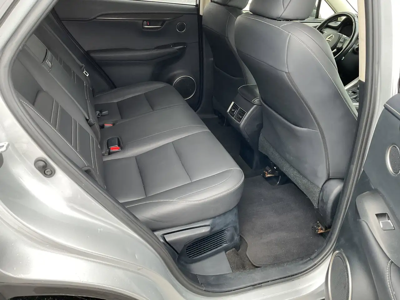 Lexus NX снимка Lexus NX