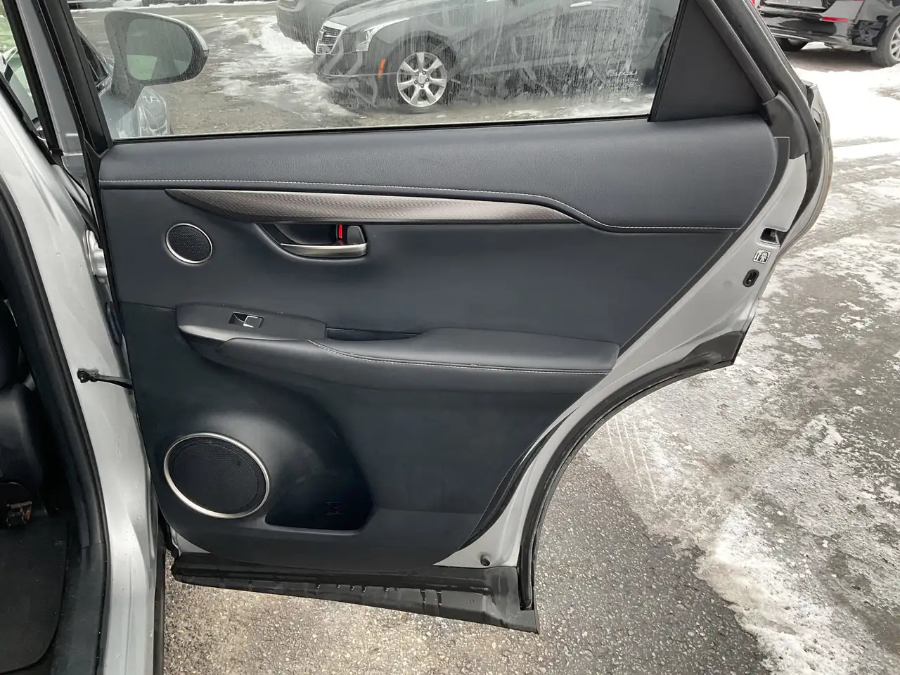 Lexus NX снимка Lexus NX
