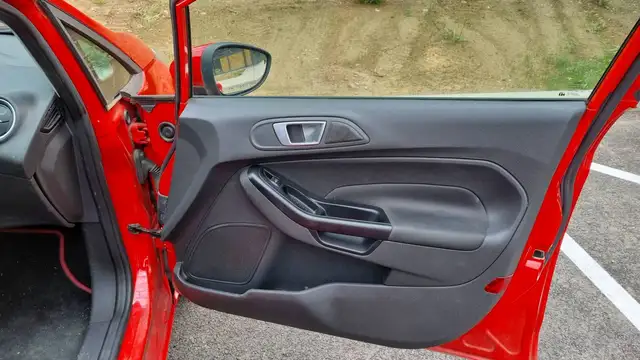 Ford Fiesta view 22