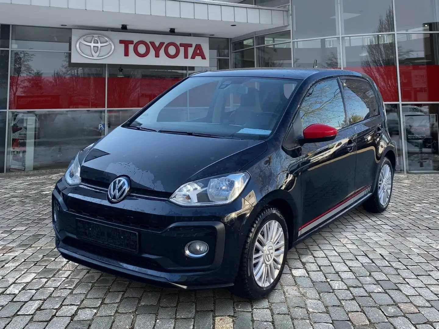 Volkswagen up! 1.0 TSI BMT beats Schwarz - 1