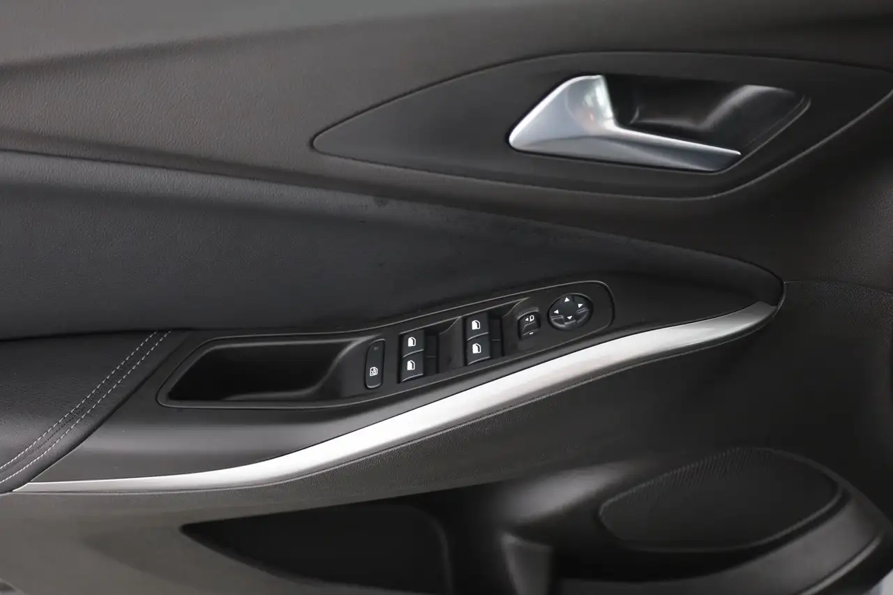 Opel Grandland 1.2 T GS Line LED Navi ACC 360° DAB, миниатюра 23