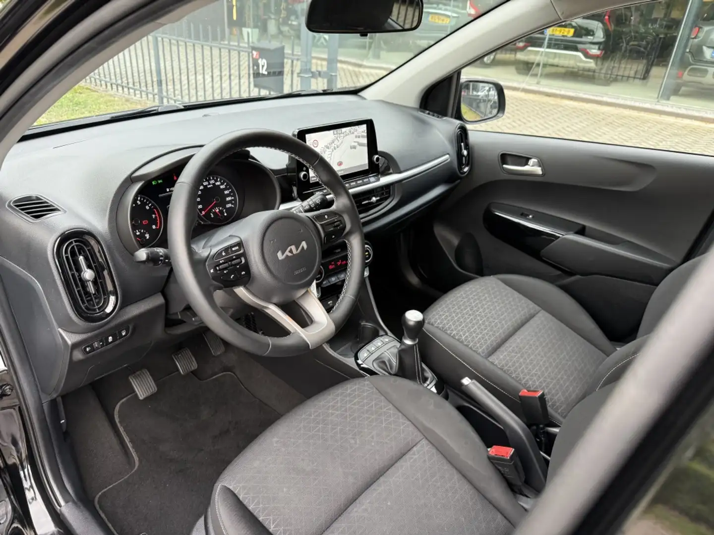 Kia Picanto 1.0 DPi DynamicLine Dream Team | 1ste Eig. | Navi Noir - 2