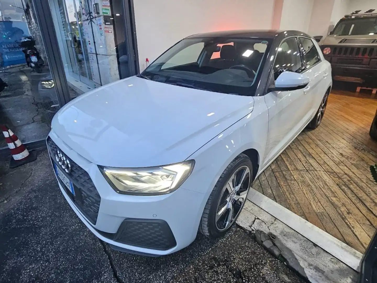 Audi A1 A1 Sportback 30 1.0 tfsi Advanced  my20 CERCHI 17 Bianco - 1