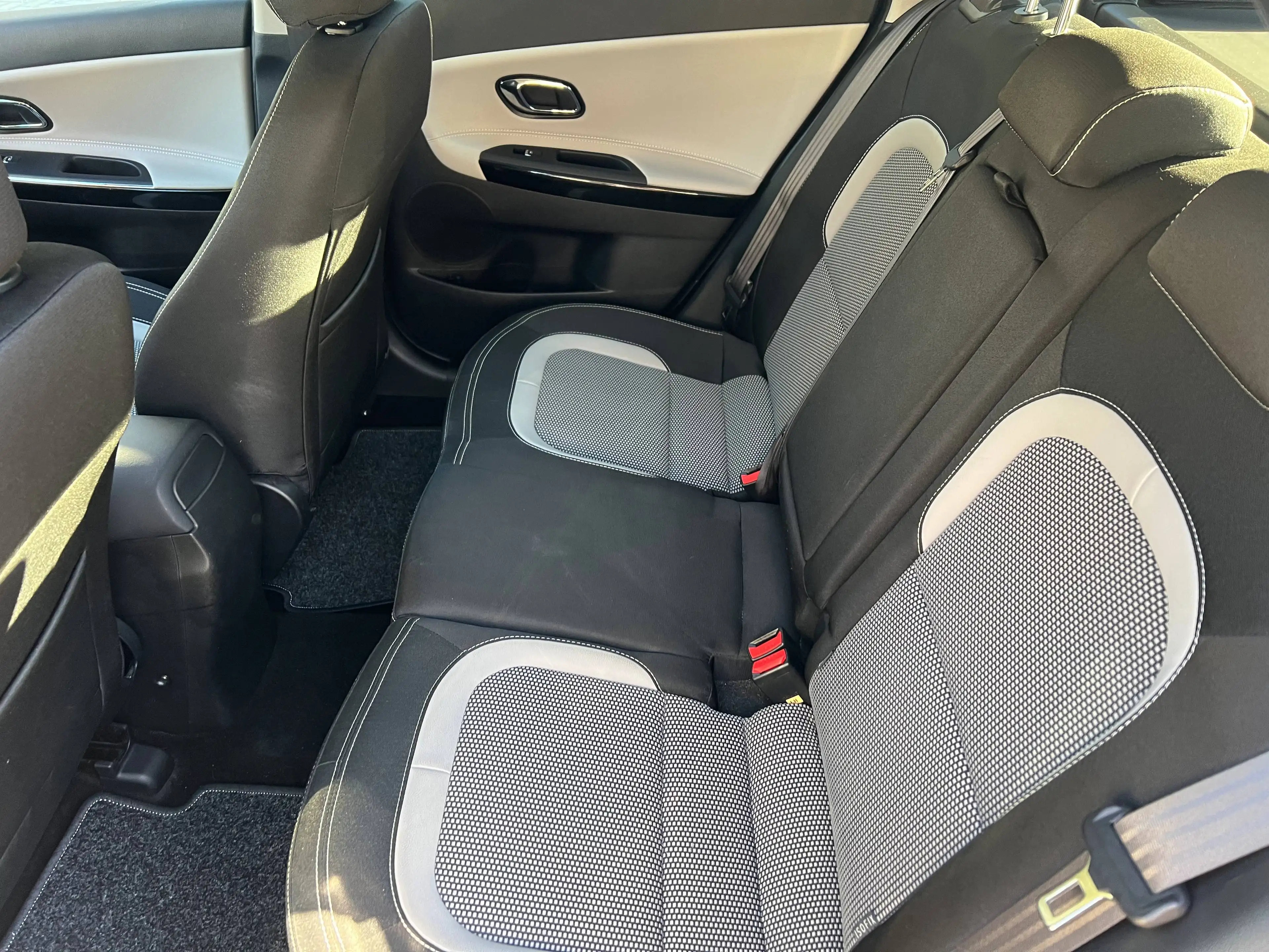 Kia Ceed SW / cee'd SW Dream Team Ausstattung — photo 5