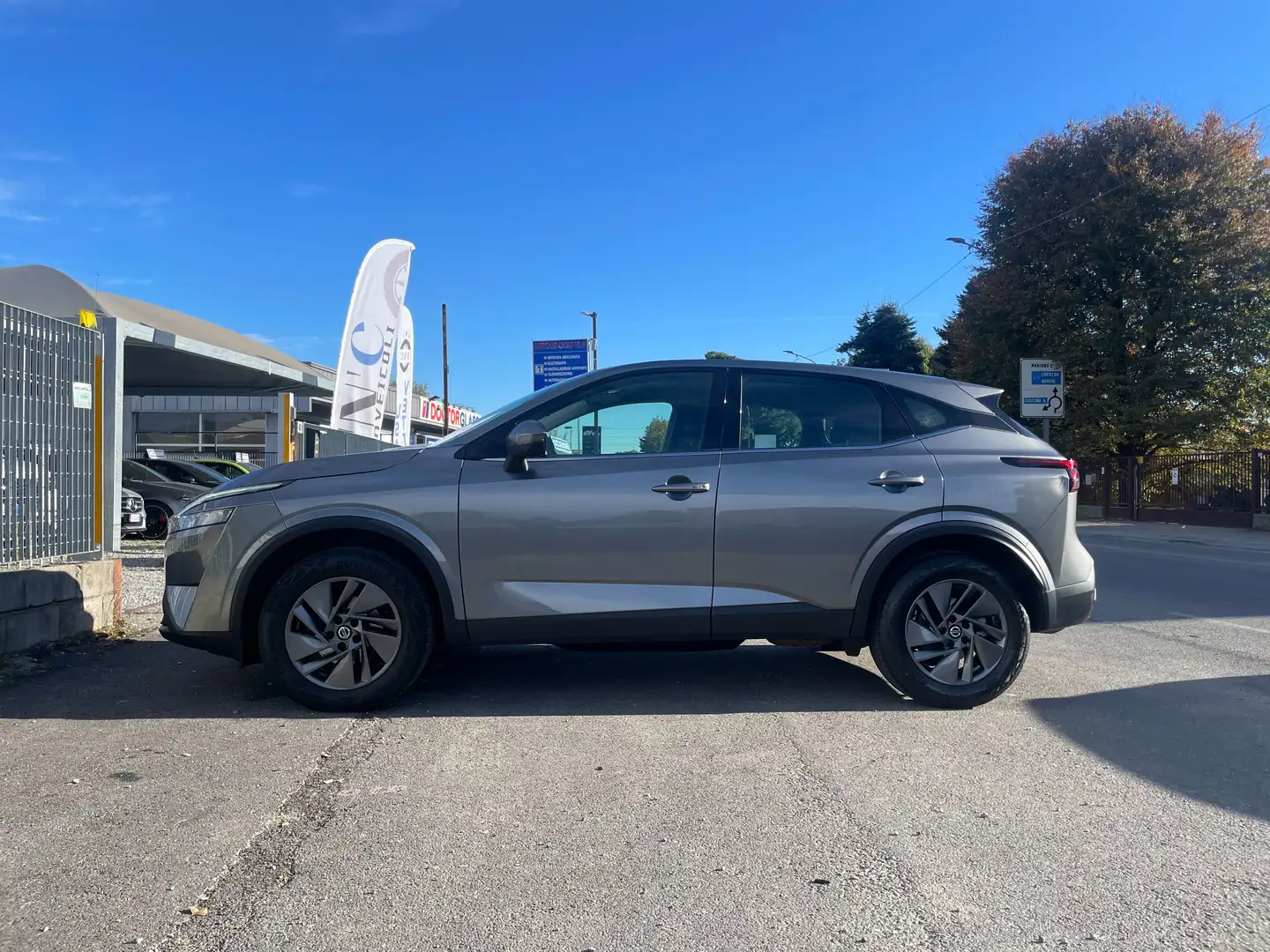 Nissan Qashqai Qashqai 1.3 mhev Business 2wd 158cv xtronic Grigio - 2