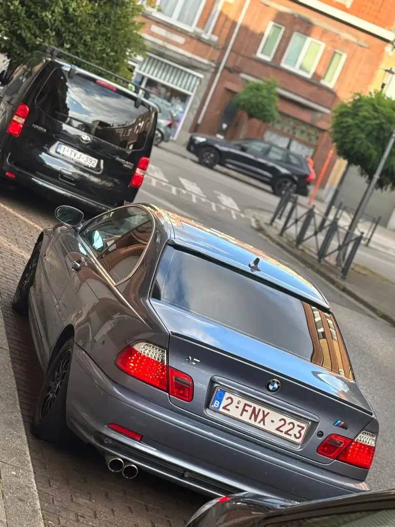 BMW BMW Série 3 E46. moteur V6. 2.2L - 2