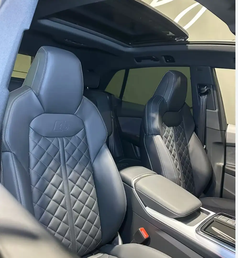 Audi Q8 e-tron - 1