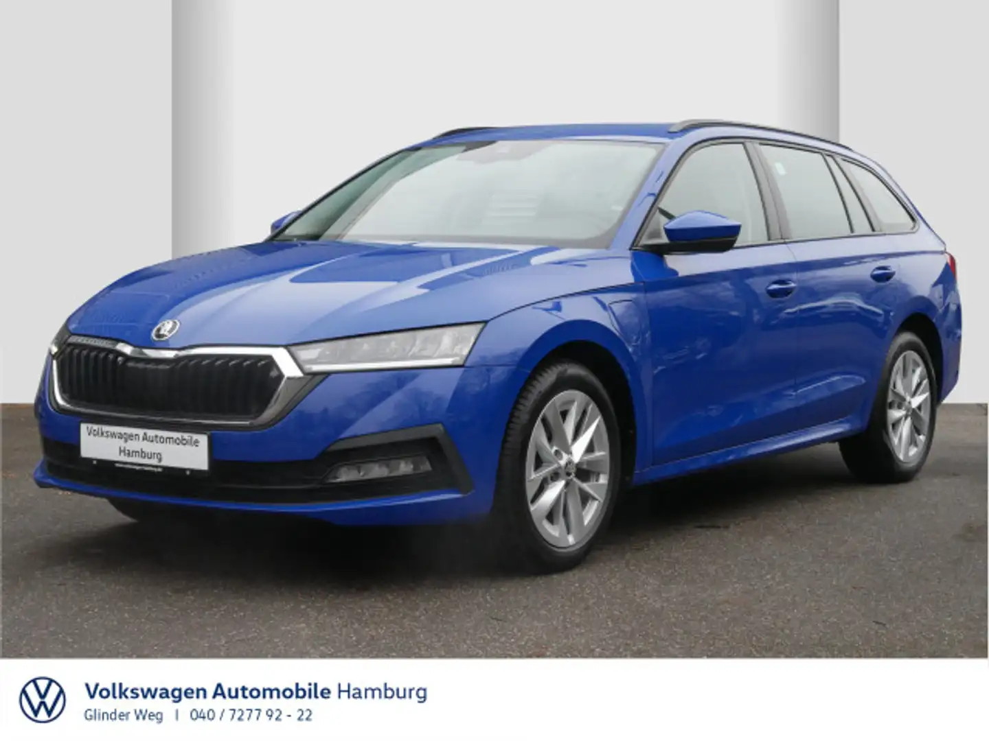 Skoda Octavia Combi 1.4 TSI iV Ambition DSG Rear View Blau - 1